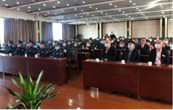 常德市康都物業服務有限公司,常德保安服務公司,保潔服務,墻外高空清洗服務